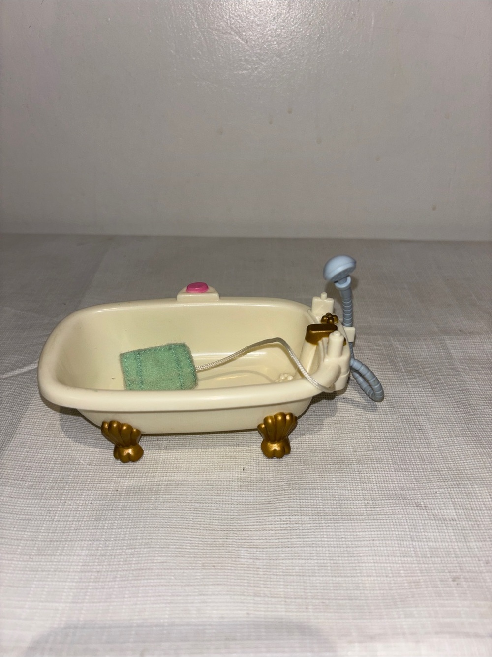 2002 Fisher Price Loving Family Bathtub